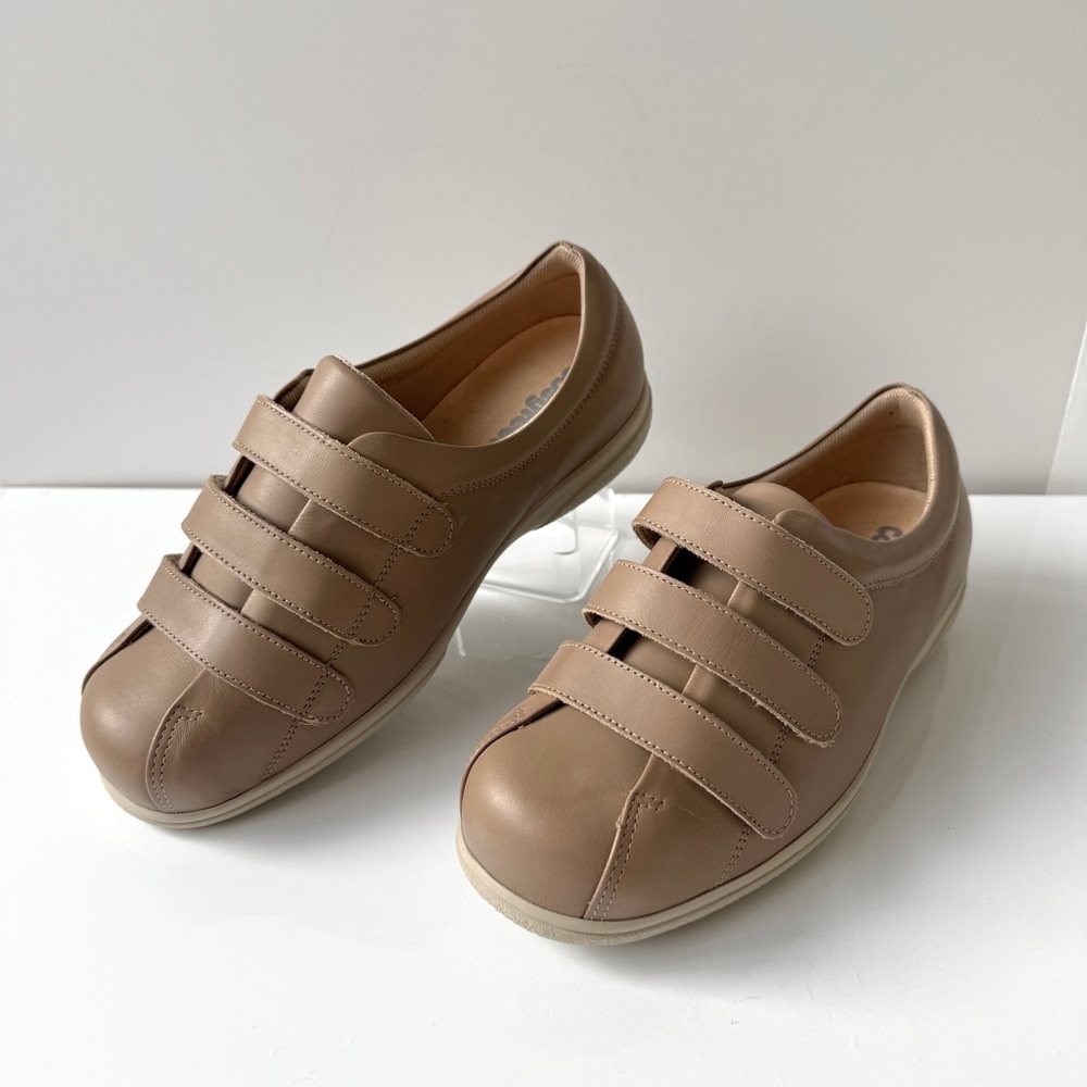 Cosyfeet Alison Extra Roomy with Adjustable Straps Shoes in Taupe Leather Sz 9.5